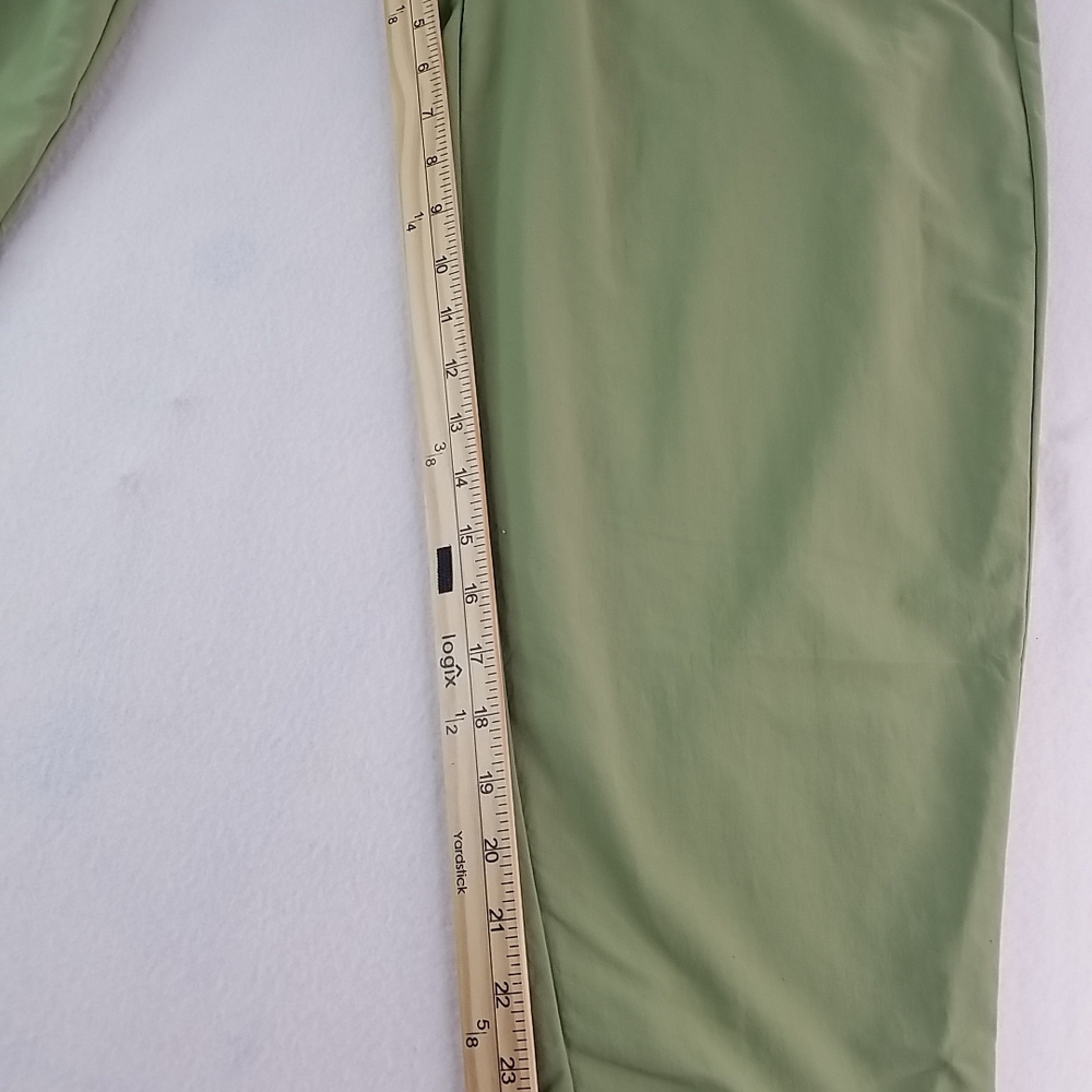 Nike Women High Waisted Joggers Olive Green Pocket Sweatpants Athletic M - Picture 4 of 16